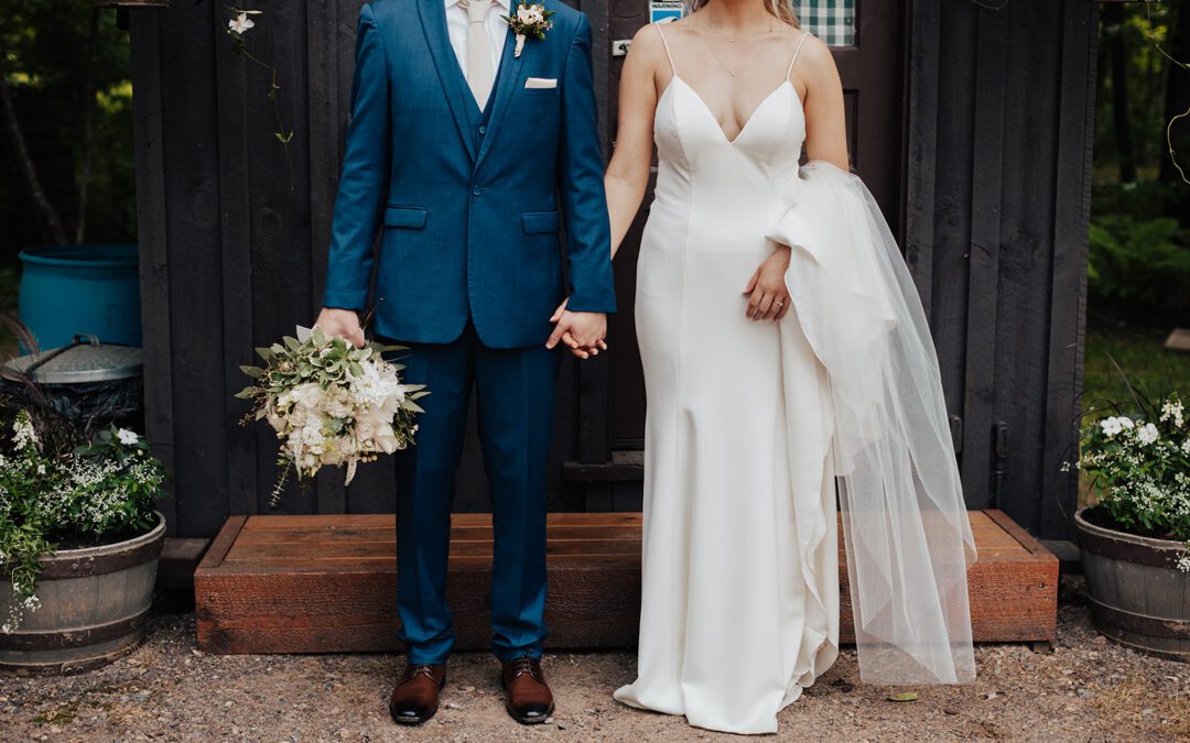 Backyard Summer Wedding // St Croix Falls, Wisconsin // Amber + David